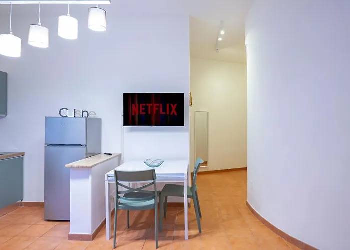 Easytopstay - San Pietro With Courtyard Apartamento Roma
